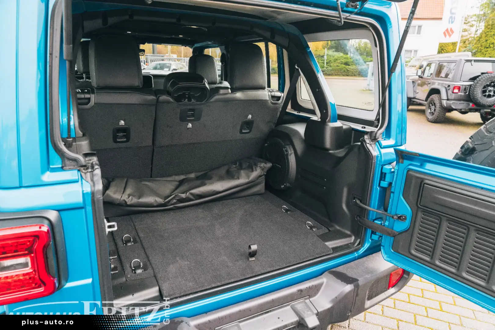 Jeep Wrangler Unlimited Rubicon X - 2 0