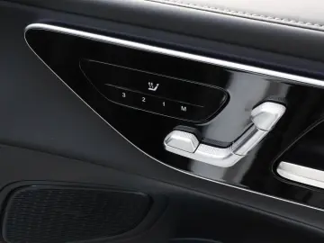 MERCEDES-BENZ GLC 300 4M AMG