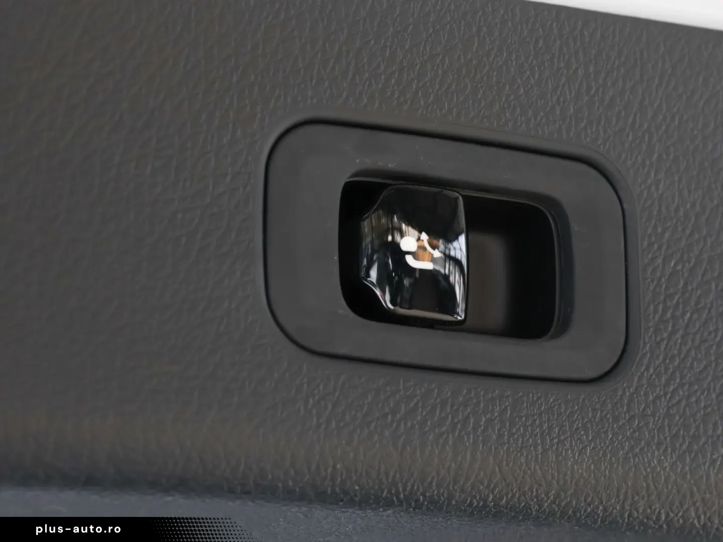 MERCEDES-BENZ GLC 300 4M AMG