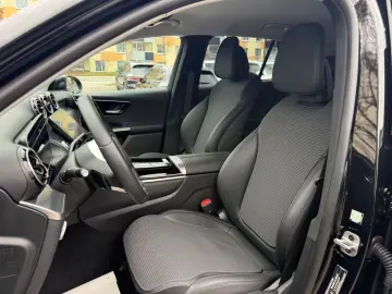 MERCEDES-BENZ GLC 200 Avantagarde