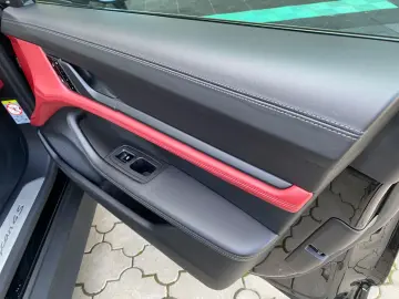 Porsche Taycan 4S