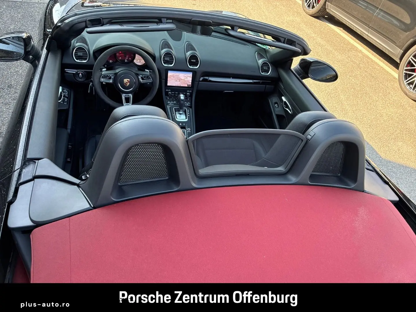 PORSCHE Boxster 718 El. Verdeck Navi Bose Bi-Xenon Sitzh