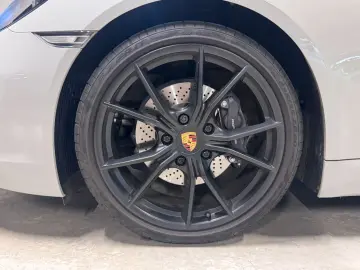 PORSCHE Boxster (718)  PDK  Rückfahrkamera  Tempostat