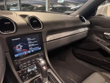 PORSCHE Boxster (718)  PDK  Rückfahrkamera  Tempostat