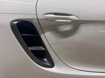 PORSCHE Boxster (718)  PDK  Rückfahrkamera  Tempostat