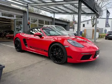 PORSCHE Boxster 718 PASM 10mm Tieferlegung  Sportsitze