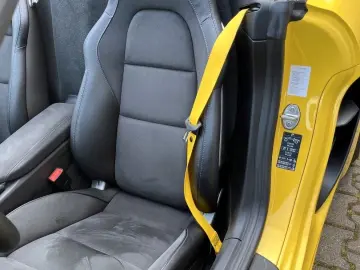 PORSCHE 718 Boxster GTS 4.0 PDK SportDesign BOSE 18Wege