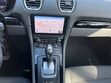 PORSCHE 718 Cayman T 220KW Automatik