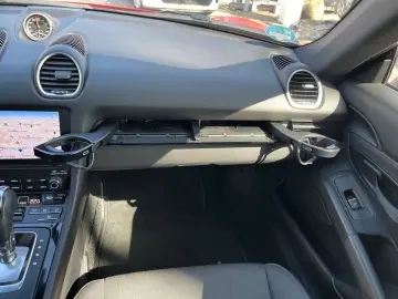 PORSCHE 718 Cayman T 220KW Automatik