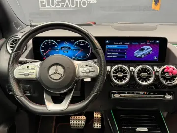 Mercedes Benz GLA 250 4Matic First Edition Pano R20 Burm