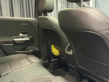 Mercedes Benz GLA 250 4Matic First Edition Pano R20 Burm