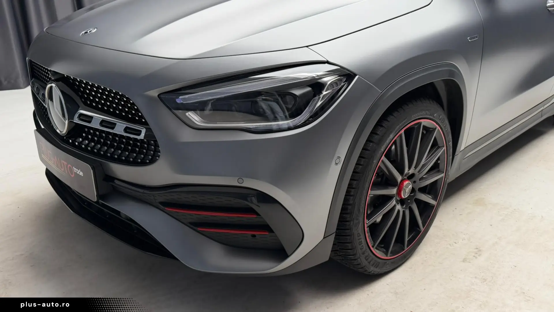 Mercedes Benz GLA 250 4Matic First Edition Pano R20 Burm