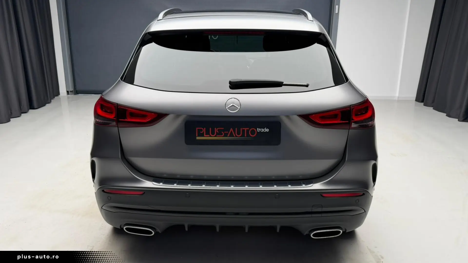 Mercedes Benz GLA 250 4Matic First Edition Pano R20 Burm