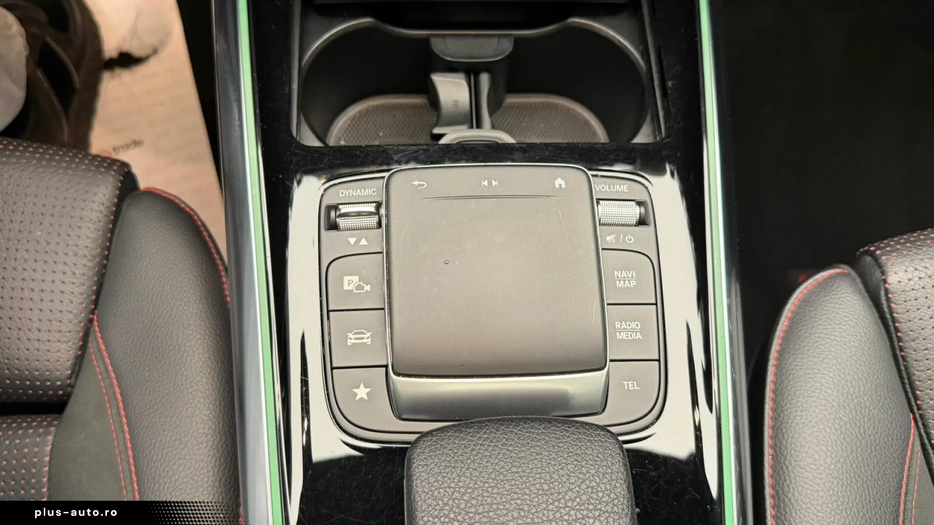 Mercedes Benz GLA 250 4Matic First Edition Pano R20 Burm