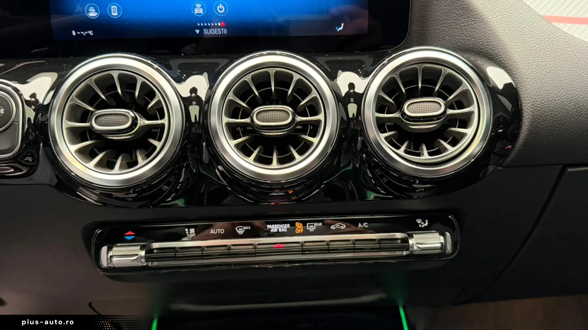 Mercedes Benz GLA 250 4Matic First Edition Pano R20 Burm