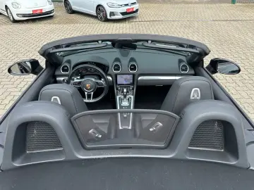 PORSCHE Boxster 718 2.HAND Nav KAM CarPlay PDLS Leder