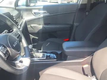 Kia Sportage 1.6 T-GDI 7DCT HP 4x2 MHEV Urban