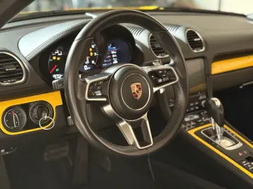 PORSCHE 718 Boxster PDK  SAGA 20 ZOLL RFK BOSE