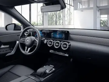 MERCEDES-BENZ CLA 180 Coupé Progressive Ambiente