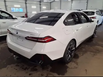 BMW 520d xDr M Sport StHz AHK LivePro Stop Go 360