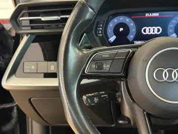AUDI A3 35 TFSI dig.cockpit LED 1.hand