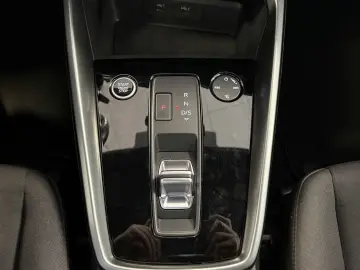 AUDI A3 35 TFSI dig.cockpit LED 1.hand