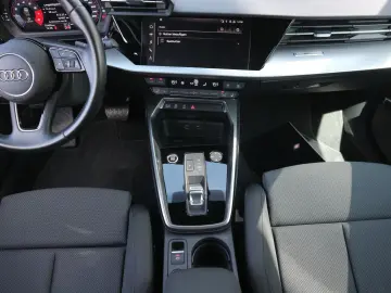 AUDI A3 Limousine S line 35 TFSI S tronic ACC NAVI