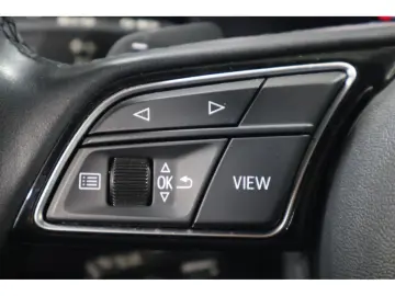 AUDI A3 Limousine 35 TFSI S line LED ACC