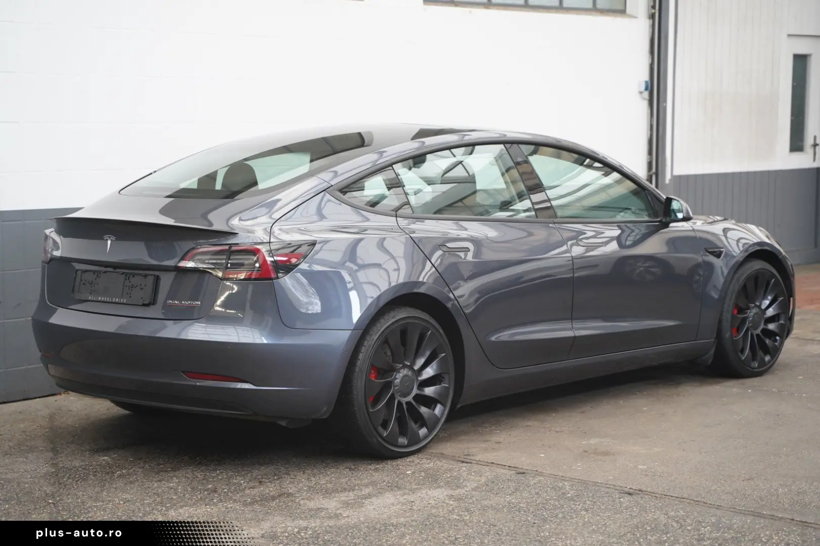 TESLA Model 3 Performance  Mwst. ausweisbar HU neu