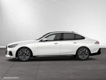 BMW 520d xDrive M Sport AHK Pano 20 LMR Autobahnass.