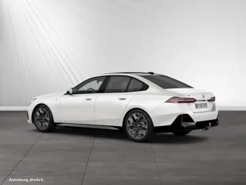 BMW 520d xDrive M Sport AHK Pano 20 LMR Autobahnass.