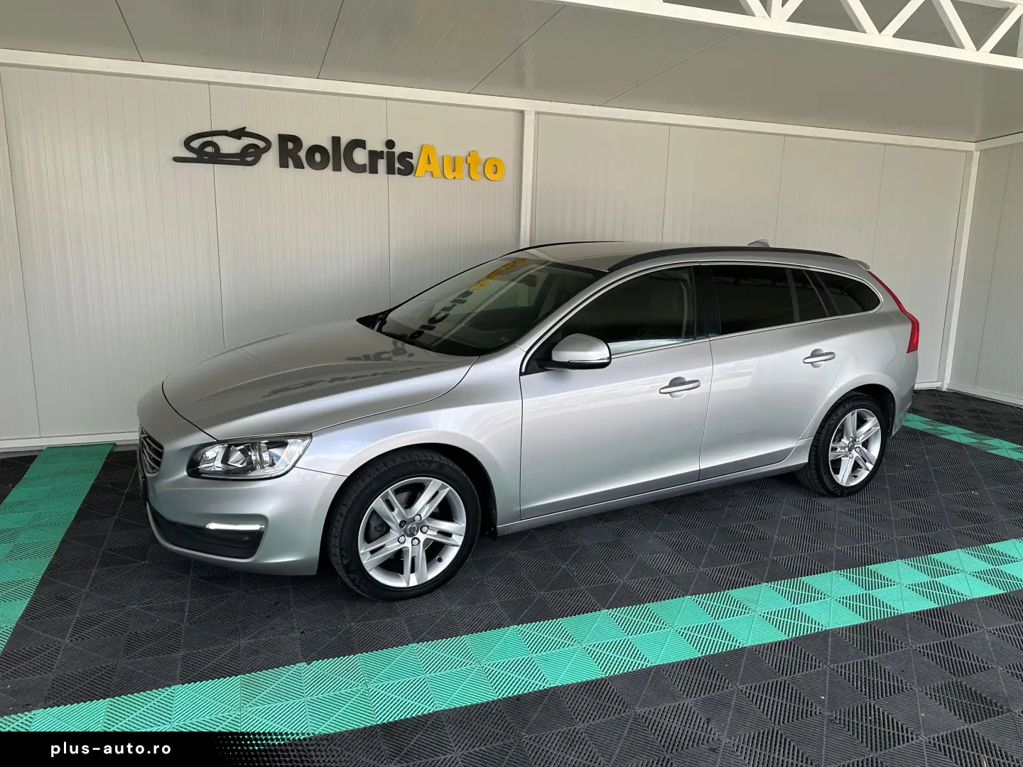 Volvo V60 2.0 Diesel 150 CP 2016