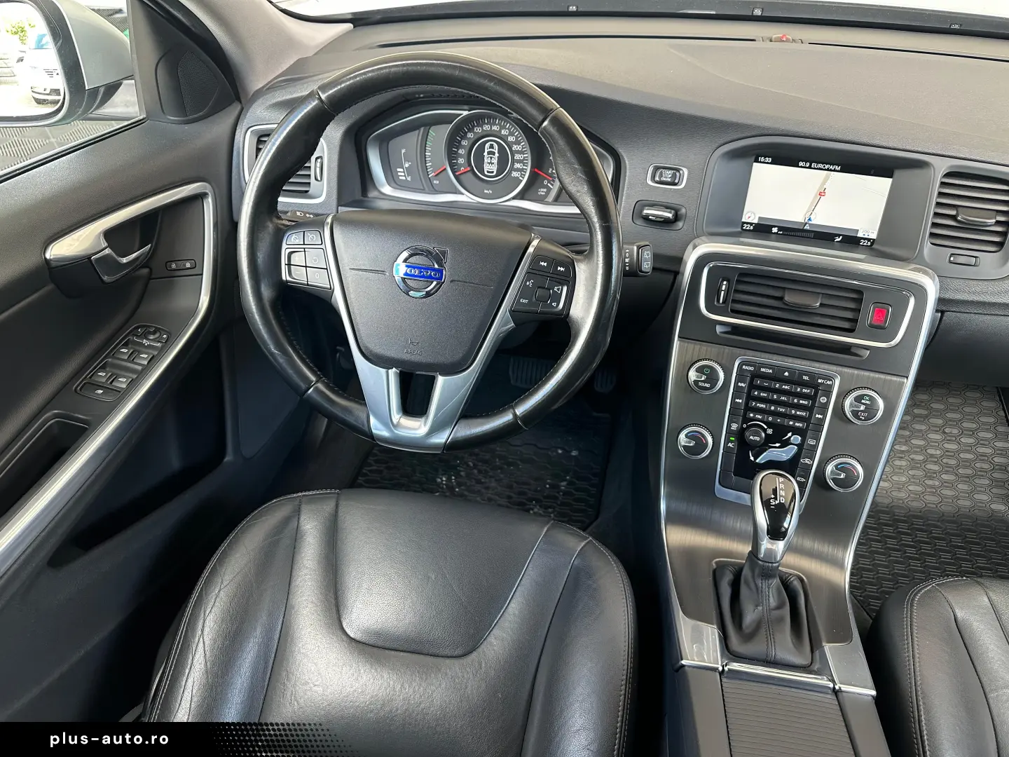 Volvo V60 2.0 Diesel 150 CP 2016