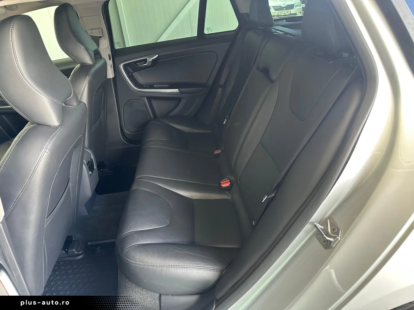 Volvo V60 2.0 Diesel 150 CP 2016