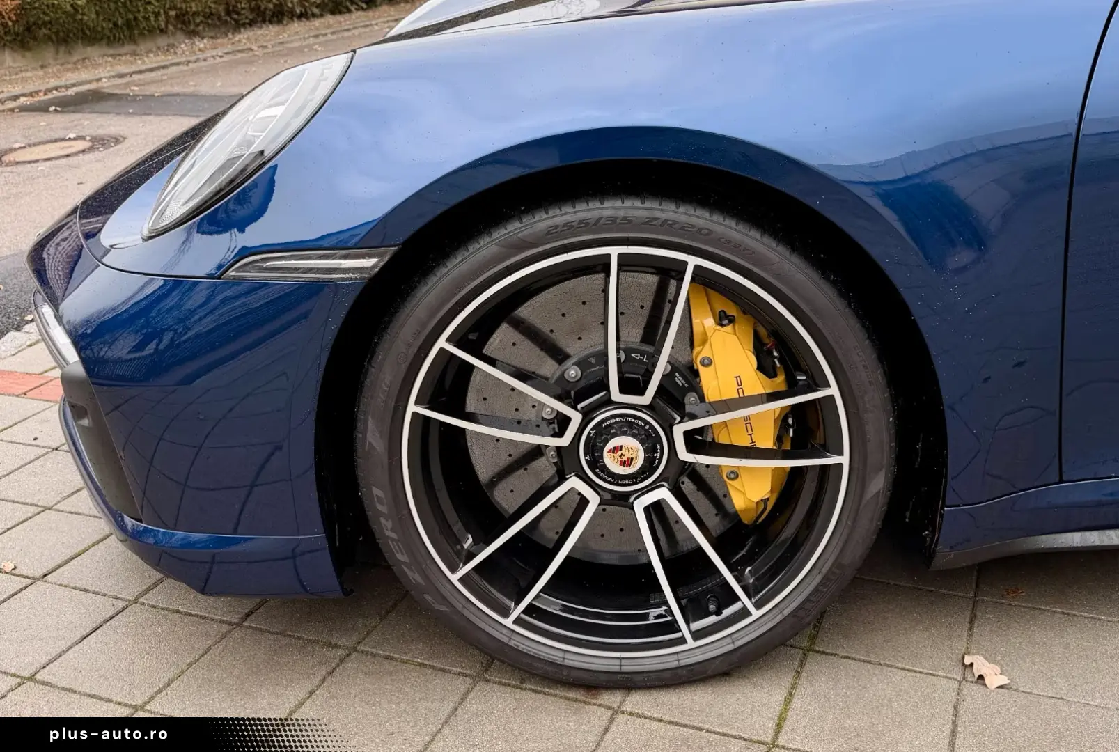 Porsche 911 992 TURBO S