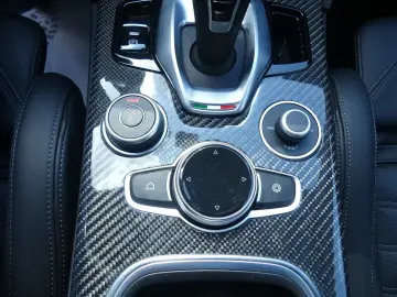 Alfa Romeo Stelvio 2.9 Bi Turbo Q4