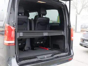 MERCEDES-BENZ V 300 4MATIC AVANTGARDE EDITION 360  A…