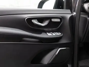 MERCEDES-BENZ V 300 4MATIC AVANTGARDE EDITION 360  A…