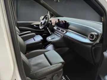 MERCEDES-BENZ V 300 d 4M Avantgarde Lang AMG Avantgarde MBUX
