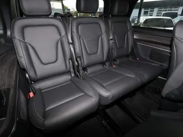 MERCEDES-BENZ V 300 d AV Komp. 3 2t 7Sitzer AMG AHK …