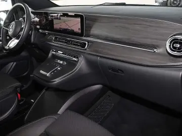 MERCEDES-BENZ V 300 d AV Komp. 3 2t 7Sitzer AMG AHK …