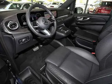 MERCEDES-BENZ V 300 d AV Komp. 3 2t 7Sitzer AMG AHK …
