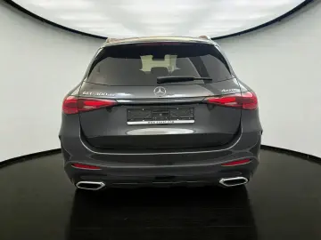 MERCEDES-BENZ GLC 300 de 4M AMG-LINE  PANO ACC AHK LED MBUX