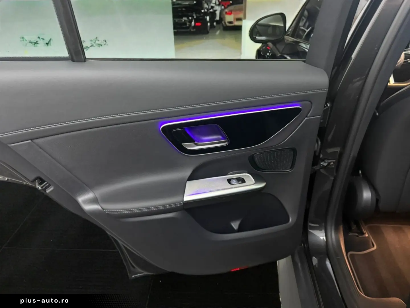 MERCEDES-BENZ GLC 300 de 4M AMG-LINE  PANO ACC AHK LED MBUX
