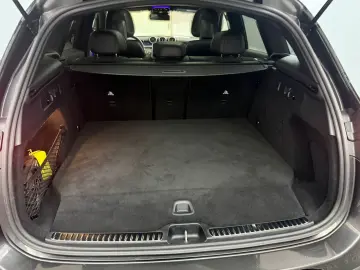 MERCEDES-BENZ GLC 300 de 4M AMG-LINE  PANO ACC AHK LED MBUX