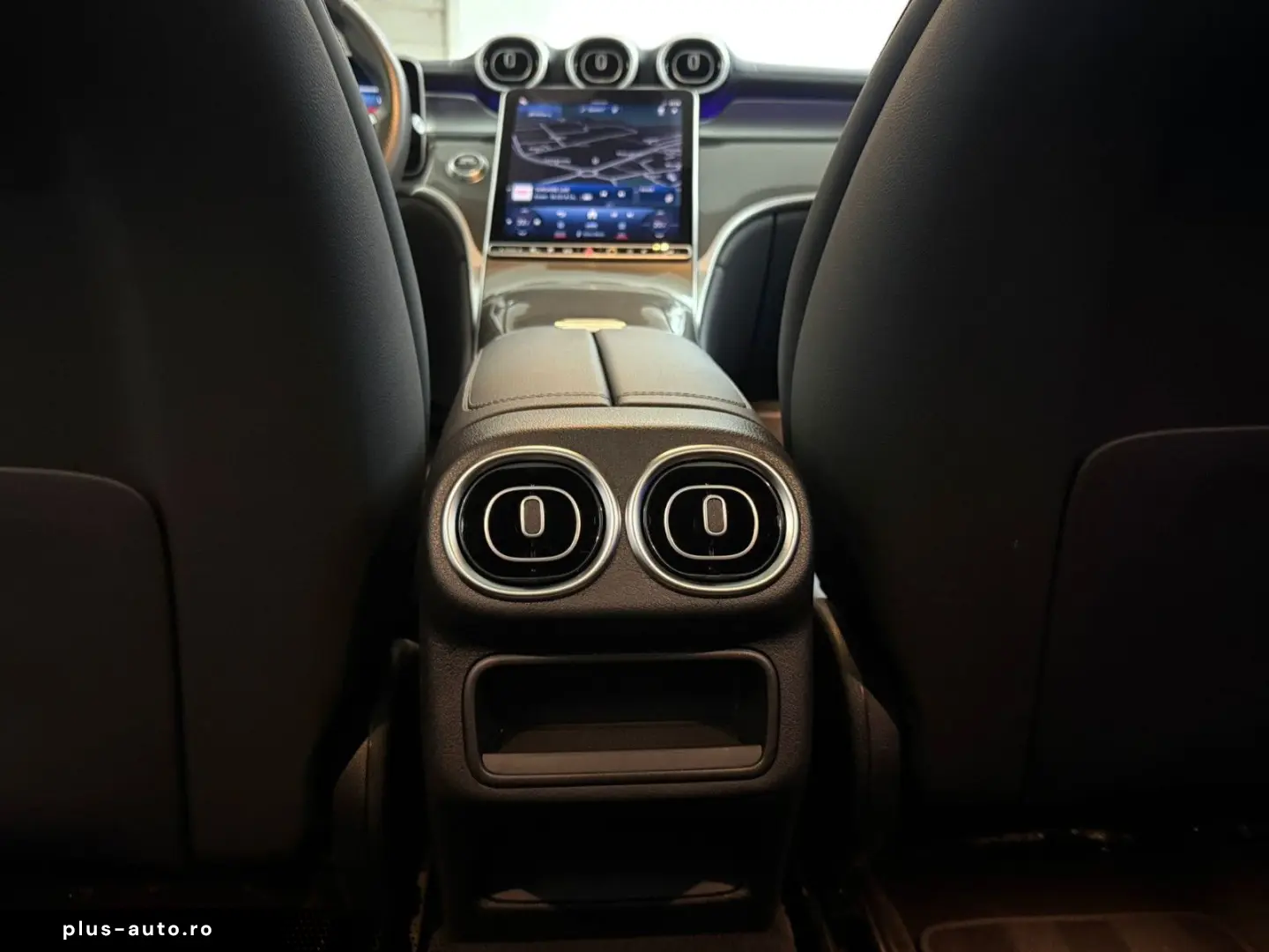 MERCEDES-BENZ GLC 300 de 4M AMG-LINE  PANO ACC AHK LED MBUX