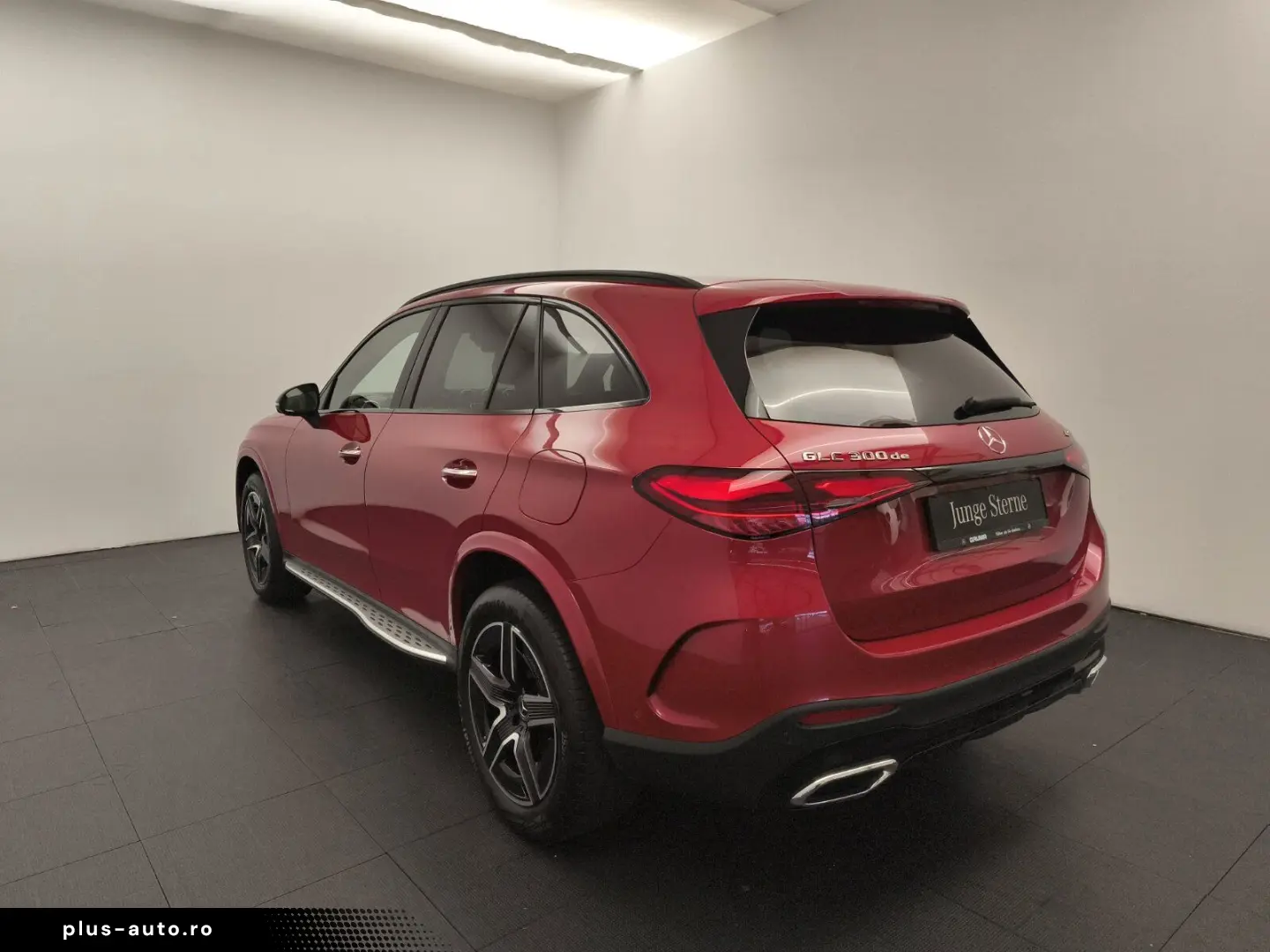 MERCEDES-BENZ GLC 300 de 4M AMG Night DigiLight Pano HUD 360