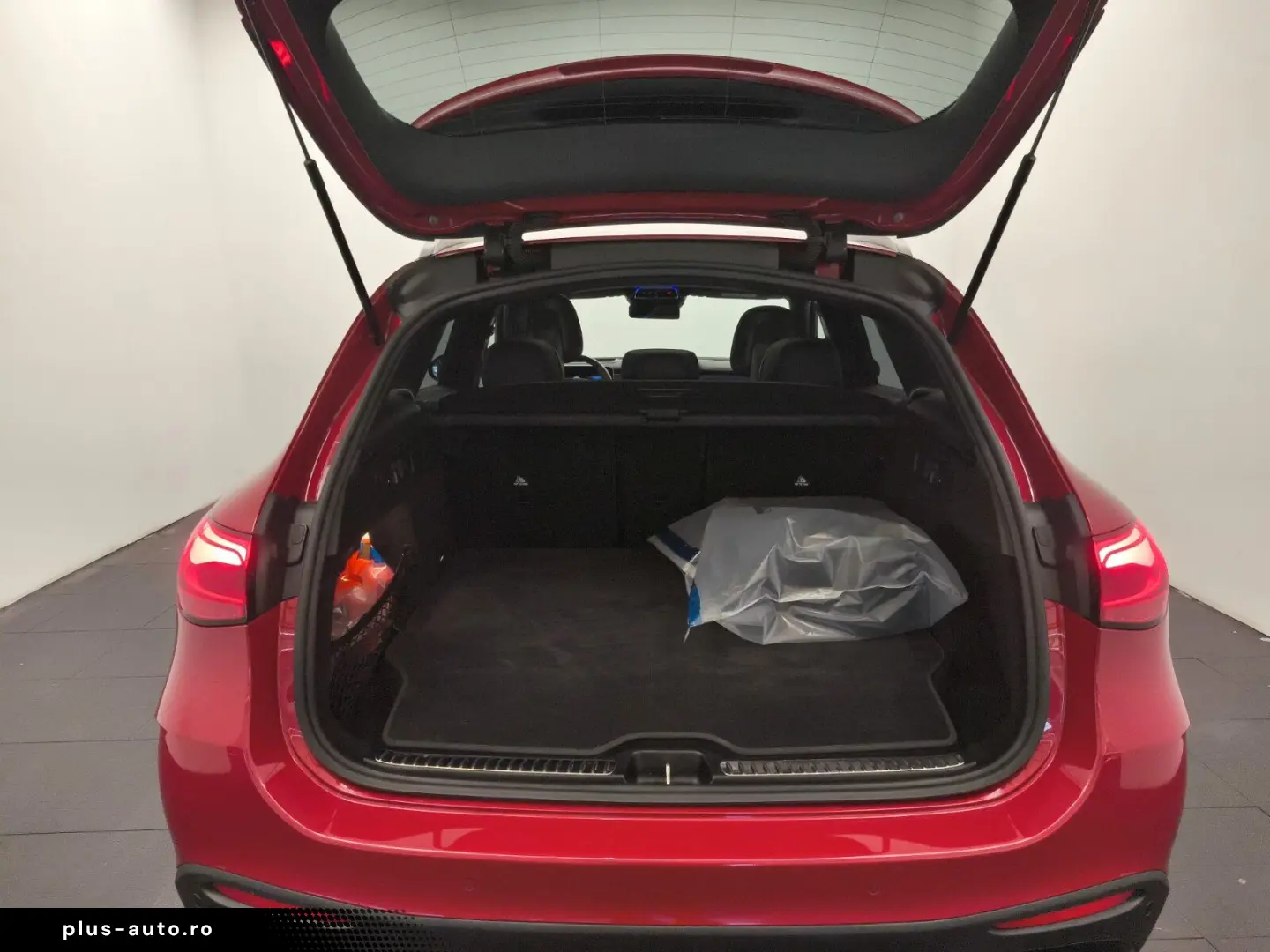 MERCEDES-BENZ GLC 300 de 4M AMG Night DigiLight Pano HUD 360