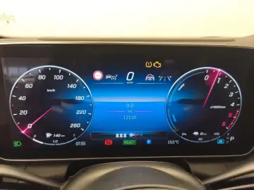 MERCEDES-BENZ GLC 300 de 4M AMG Night DigiLight Pano HUD 360