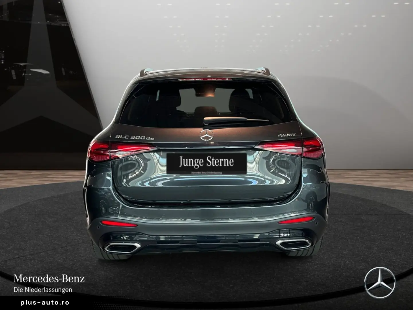 MERCEDES-BENZ GLC 300 de 4M AMG PANO AHK DIGITAL NIG&hellip;